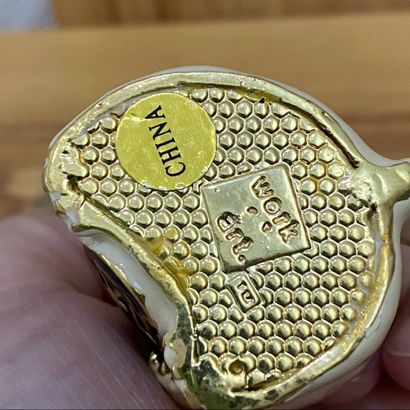 Objet d Art Form Work of Art Asian Lucky Cat Fortune Cat Enamel Trinket Box - Picture 11 of 11